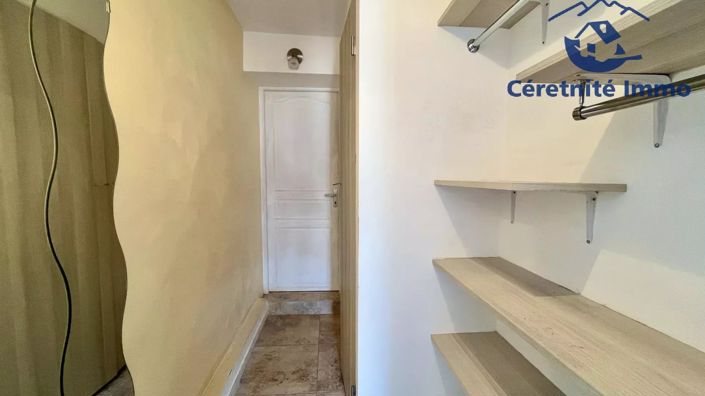 Image No.16-5 Bed House for sale