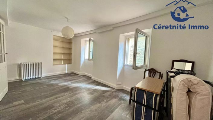 Image No.24-5 Bed House for sale