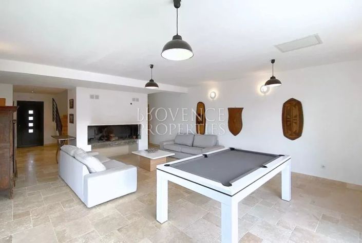Image No.16-4 Bed House for sale