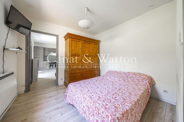 Image No.15-5 Bed House for sale