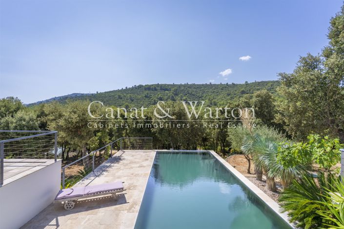 Image No.26-5 Bed House for sale