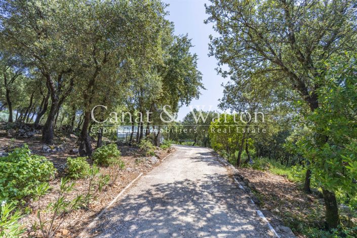 Image No.27-5 Bed House for sale