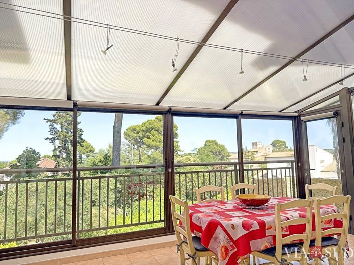 Image No.8-4 Bed House for sale