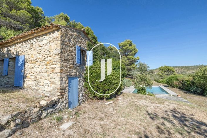 Image No.17-4 Bed House for sale