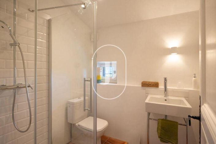Image No.40-4 Bed House for sale
