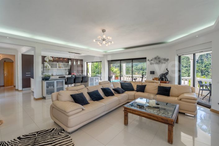 Image No.7-3 Bed House for sale