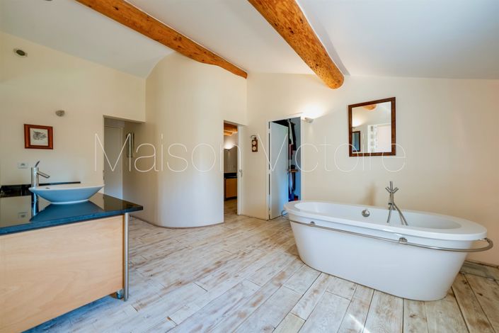 Image No.28-5 Bed House for sale
