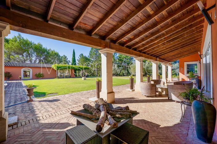 Image No.7-5 Bed House for sale