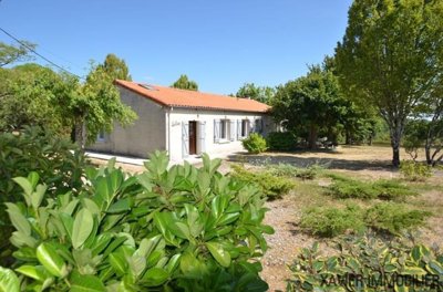 1 - Montaigu-de-Quercy, Maison