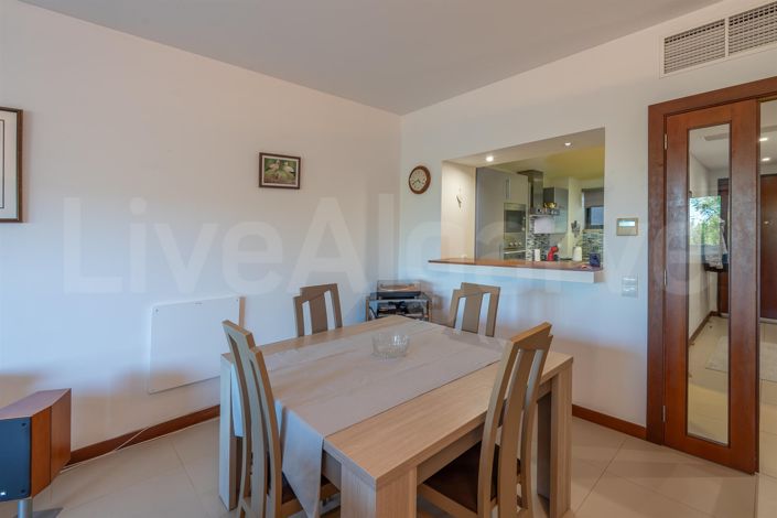 Image No.12-2 Bed Apartment for sale