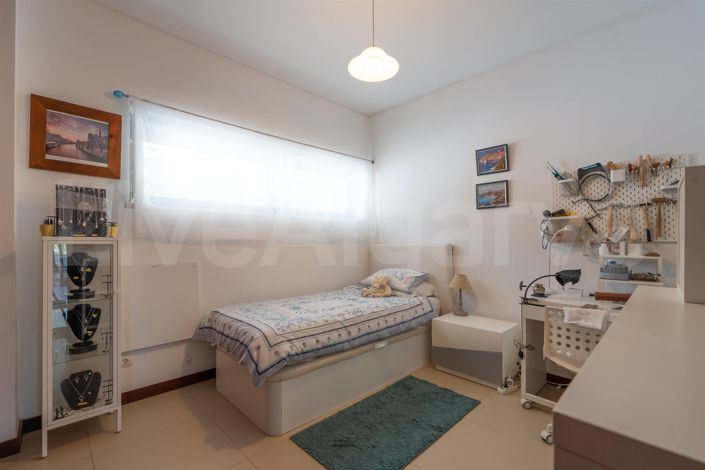 Image No.24-2 Bed Apartment for sale