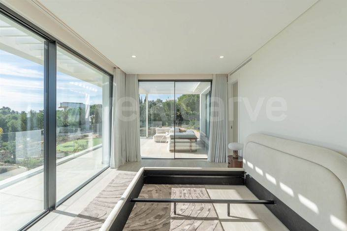 Image No.23-4 Bed House for sale