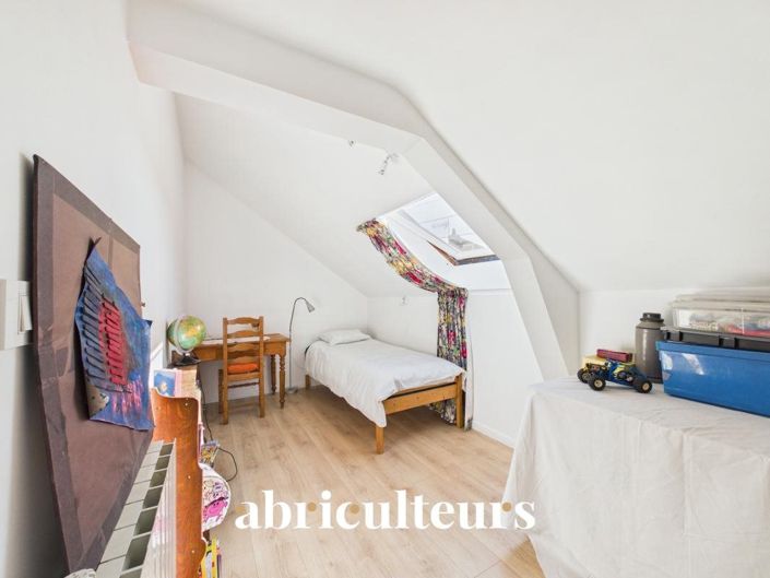 Image No.15-5 Bed House for sale
