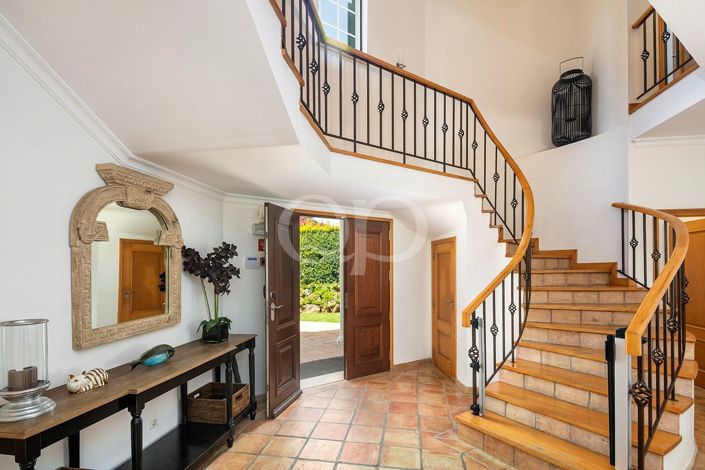 Image No.16-4 Bed House for sale