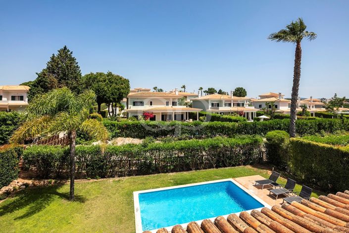 Image No.20-4 Bed House for sale