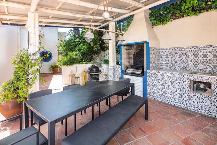 Image No.21-3 Bed House for sale