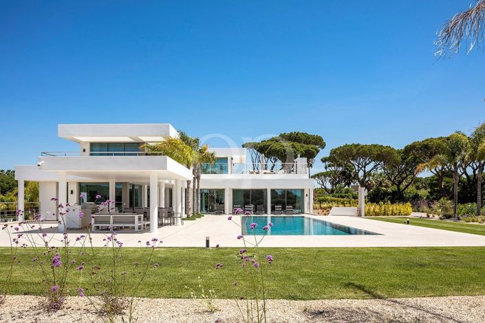 Image No.2-6 Bed House for sale