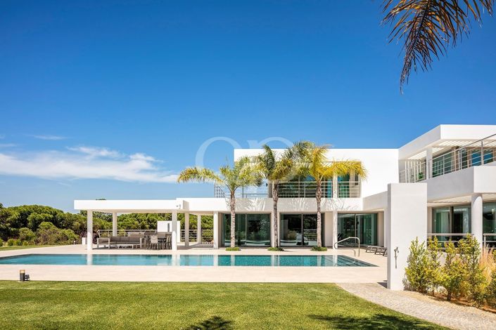 Image No.30-6 Bed House for sale