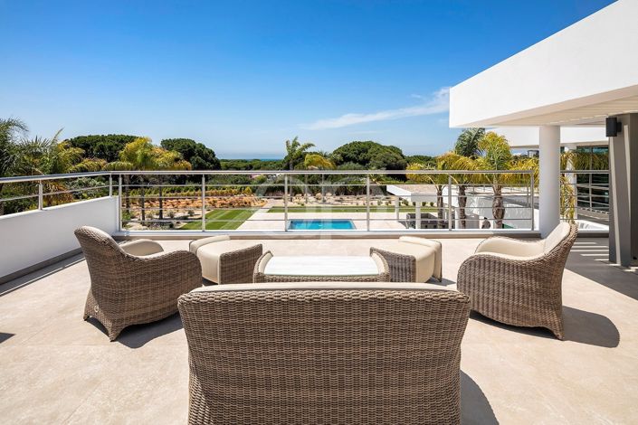 Image No.33-6 Bed House for sale