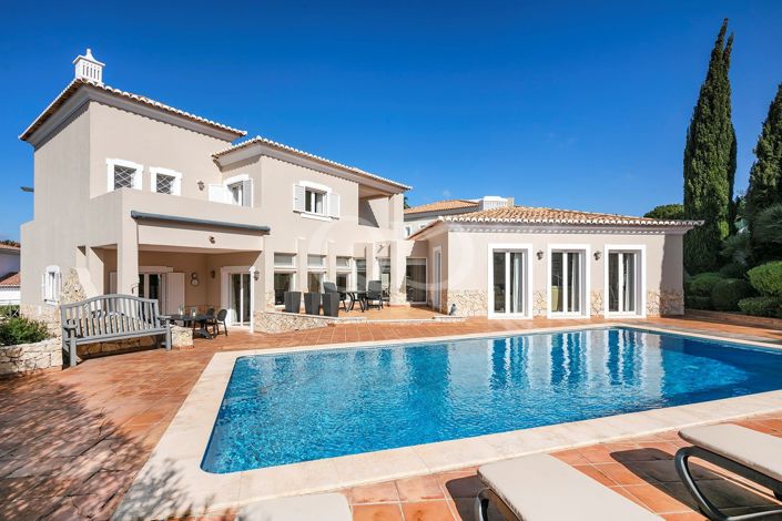 Image No.19-4 Bed House for sale