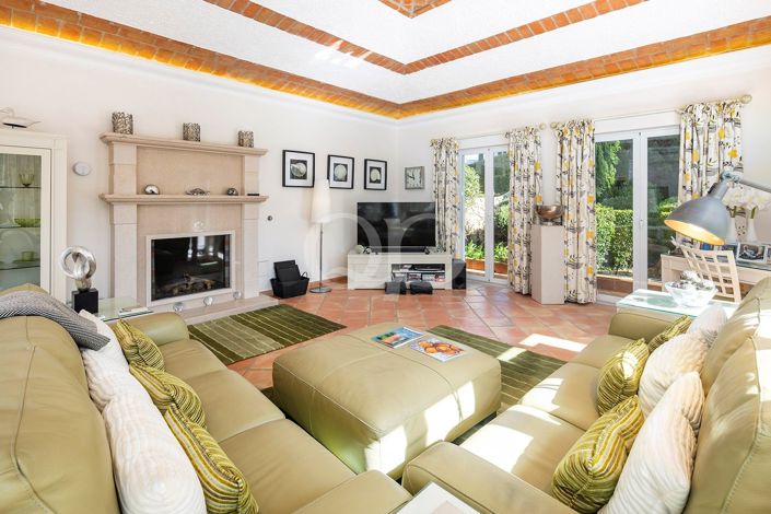 Image No.23-4 Bed House for sale