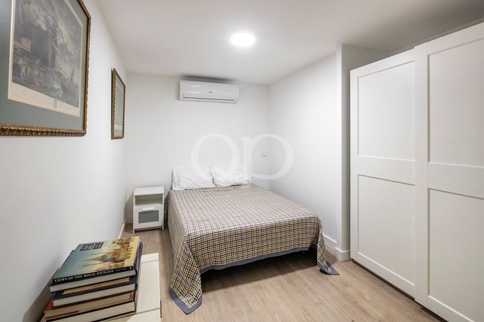 Image No.43-5 Bed House for sale