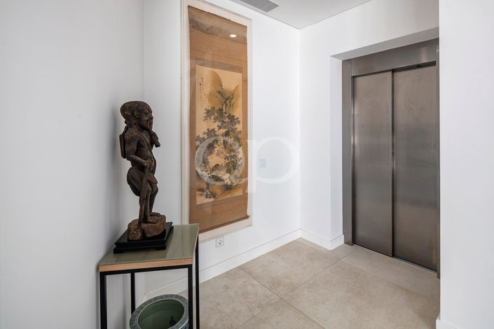 Image No.46-5 Bed House for sale