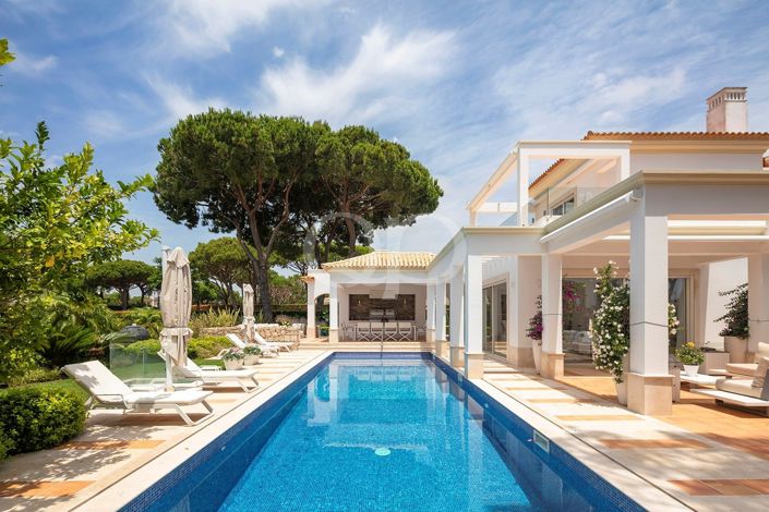 Image No.30-4 Bed House for sale