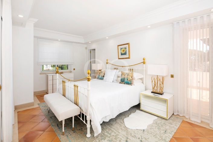 Image No.44-4 Bed House for sale