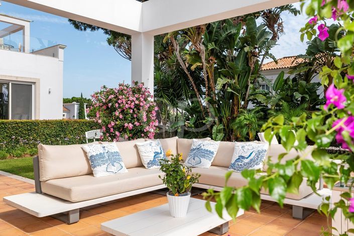 Image No.5-4 Bed House for sale