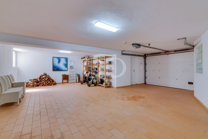 Image No.59-4 Bed House for sale