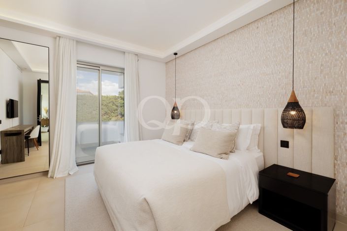 Image No.17-7 Bed House for sale