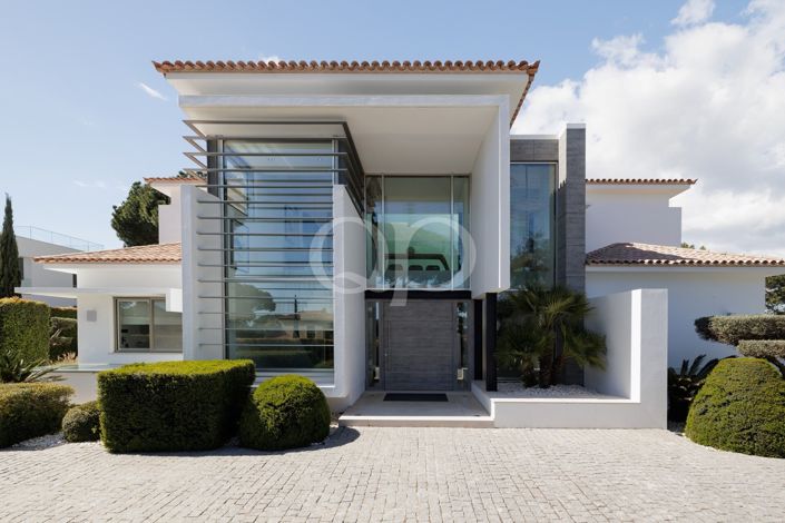 Image No.35-7 Bed House for sale