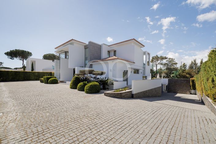 Image No.41-7 Bed House for sale