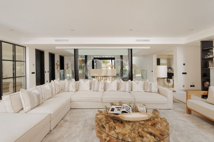 Image No.50-7 Bed House for sale