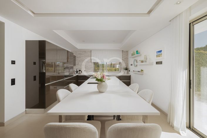 Image No.54-7 Bed House for sale
