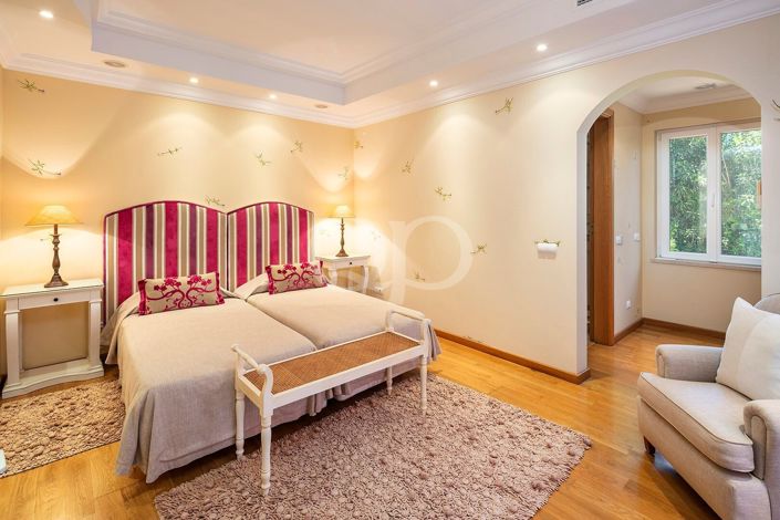 Image No.36-4 Bed House for sale