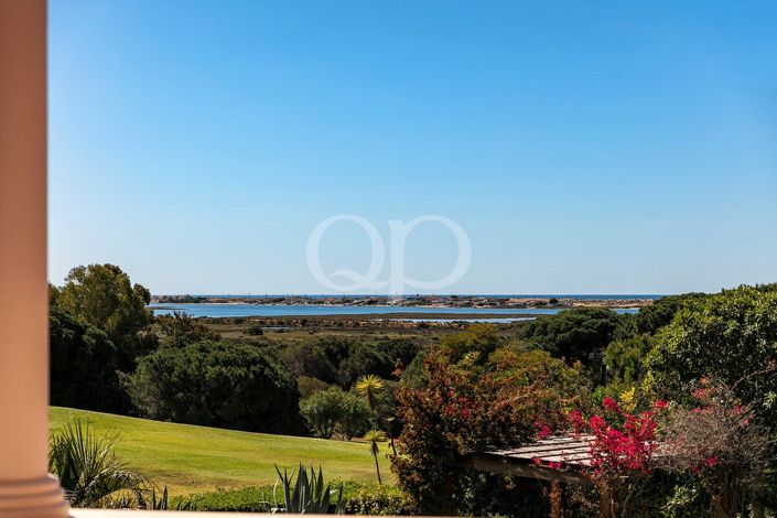 Image No.41-4 Bed House for sale