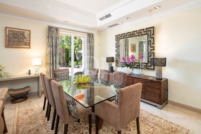 Image No.5-4 Bed House for sale