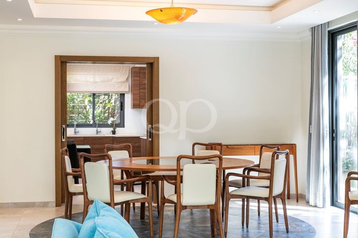 Image No.20-4 Bed House for sale