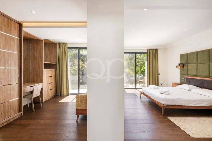 Image No.26-4 Bed House for sale