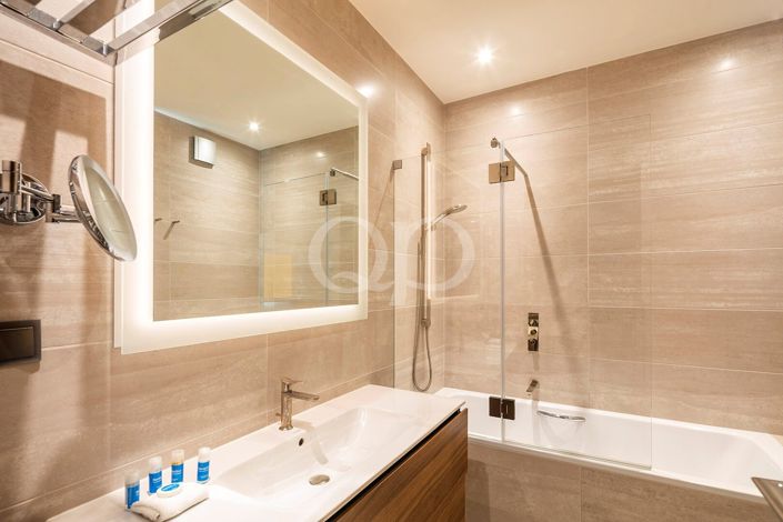 Image No.27-4 Bed House for sale