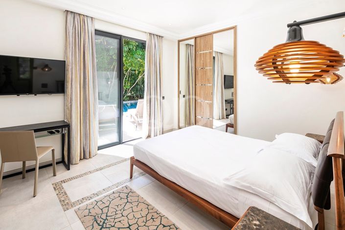 Image No.8-4 Bed House for sale