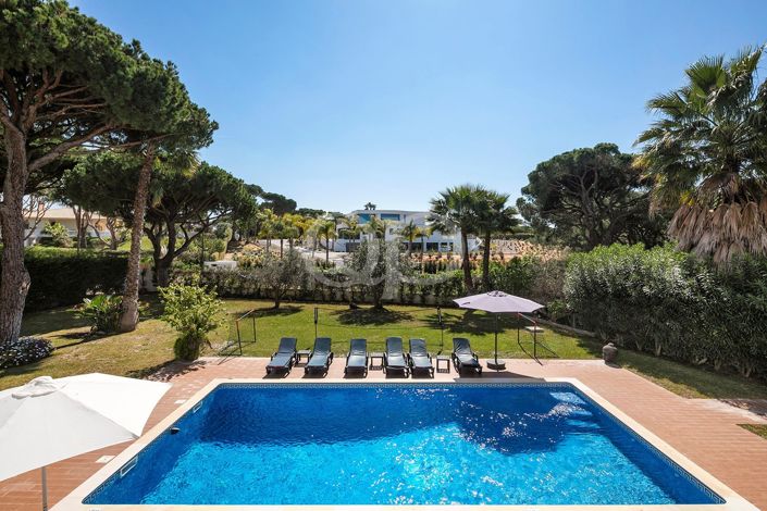 Image No.16-6 Bed House for sale