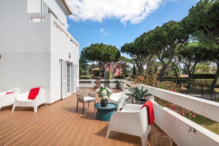 Image No.22-6 Bed House for sale