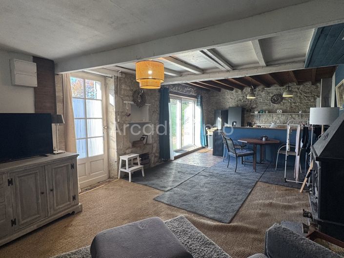 Image No.4-2 Bed House for sale
