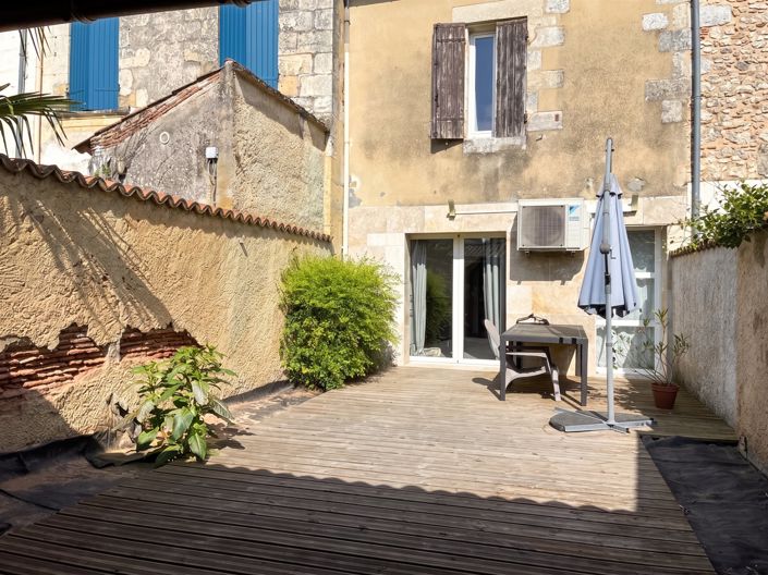 Image No.11-3 Bed House for sale