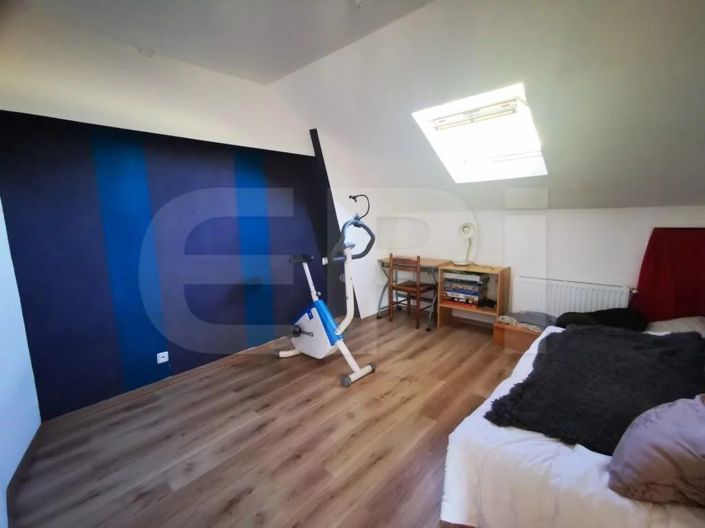 Image No.15-3 Bed House for sale