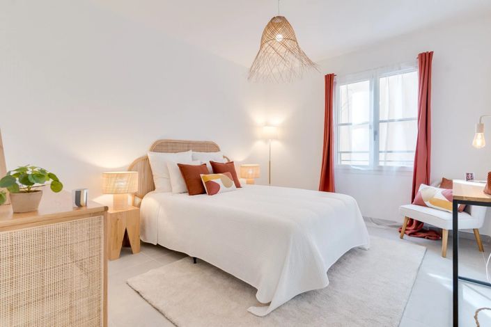 Image No.3-3 Bed Apartment for sale
