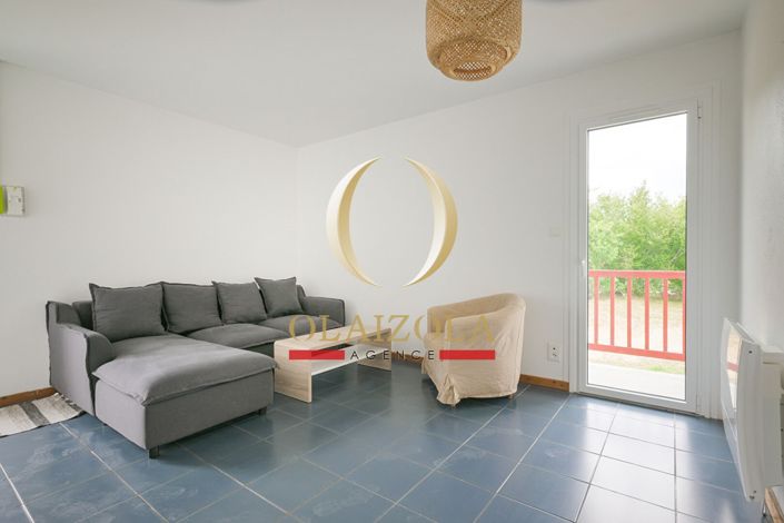Image No.12-5 Bed House for sale